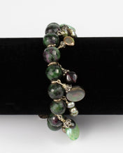 Extravagant Faceted Green Garnet Elastic Bracelet