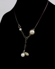 Sophisticated and Simple Necklace on Diamond Wire