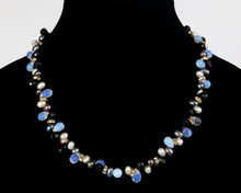 Feminine and Delicate ZigZag Necklace