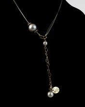 Sophisticated and Simple Necklace on Diamond Wire